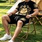 Conjunto de Camiseta y Shorts con Estampado de Escudo Dorado para Hombre