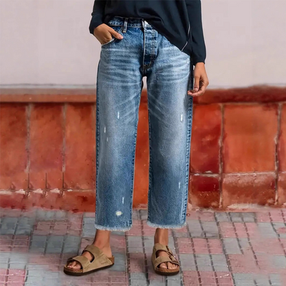 👖🎞️ LIMITED TIME 50% OFF! 📐Retro Cropped Straight Jeans – Vintage wash & clean cut – Timeless denim style.